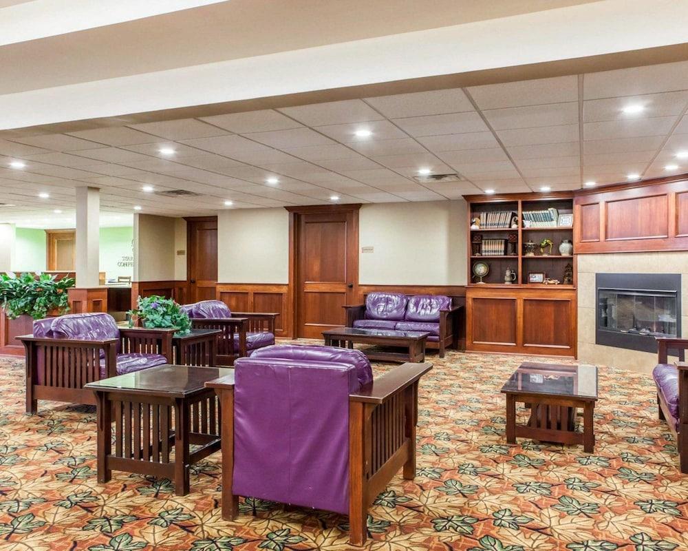 Quality Inn & Suites Ames Conference Center Near Isu Campus Zewnętrze zdjęcie